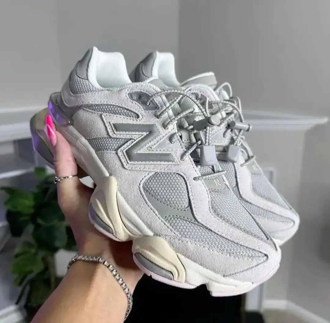 NEW BALANCE 9060 4