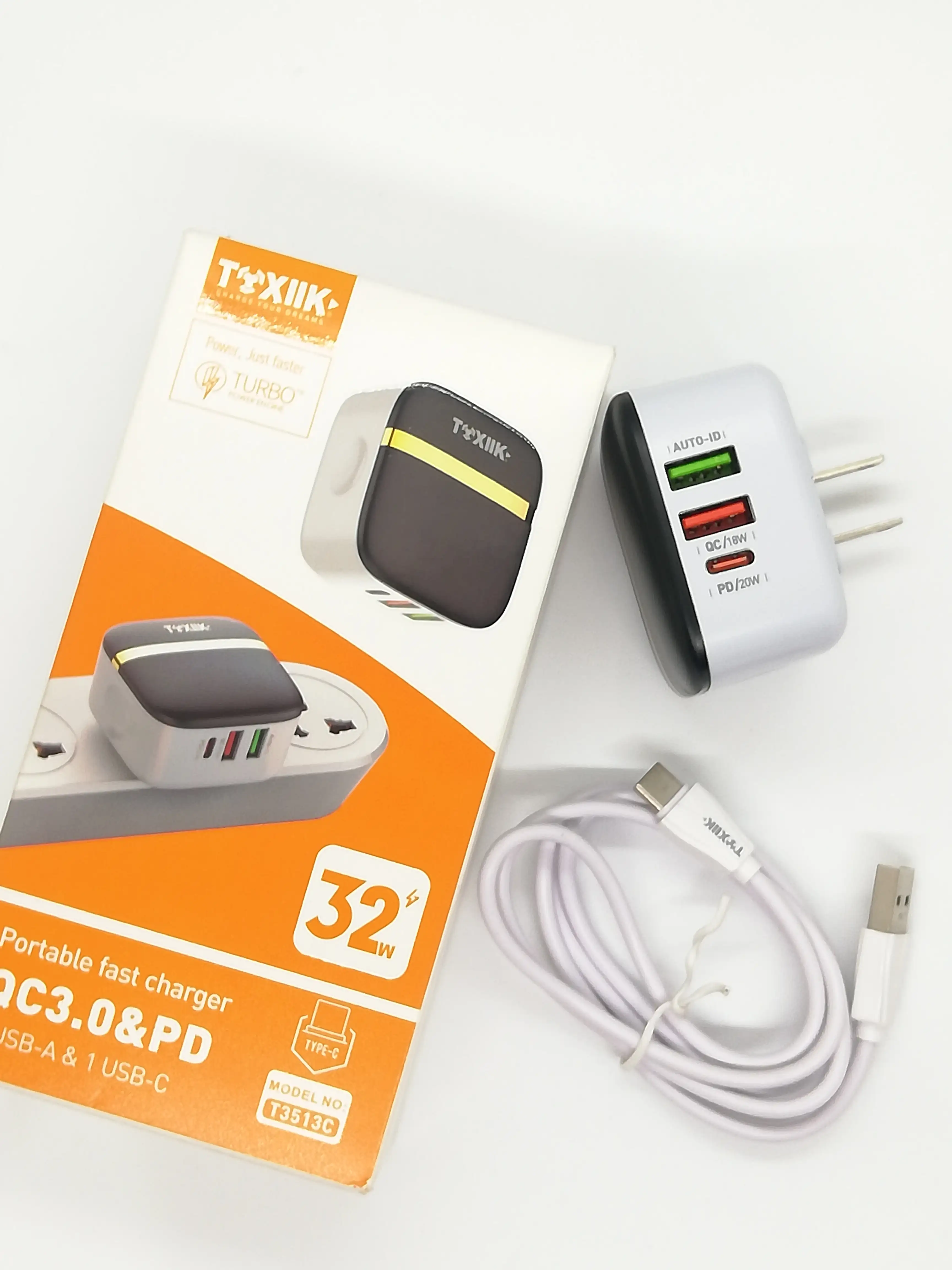 Cargador de 32w 