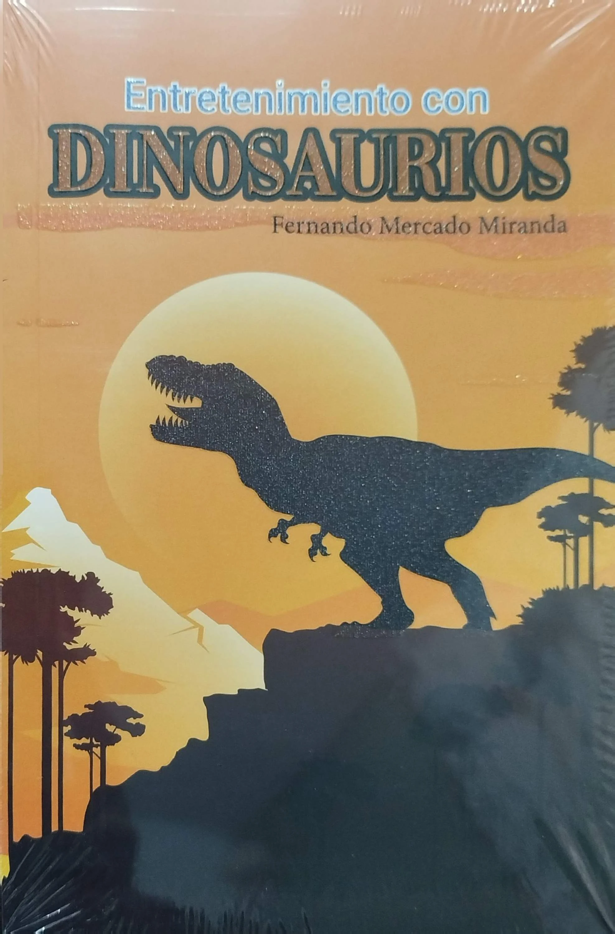 ENTRETENIMIENTO CON DINOSAURIOS 