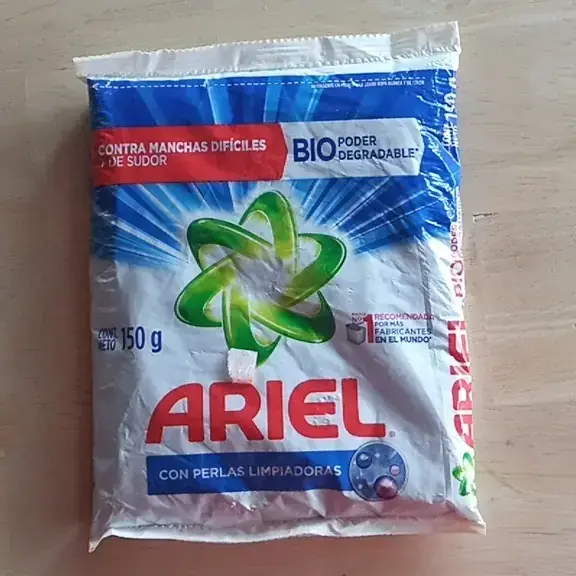 Ariel con perlas limpiadoras de 150 g