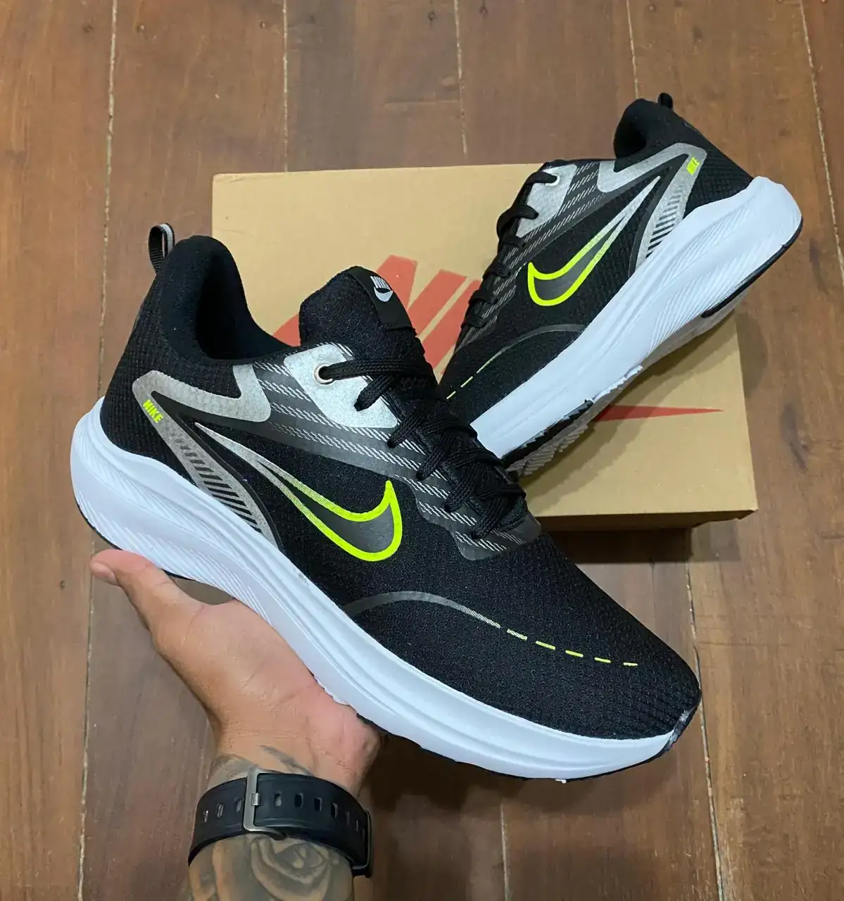 TÊNIS NIKE ZOM X