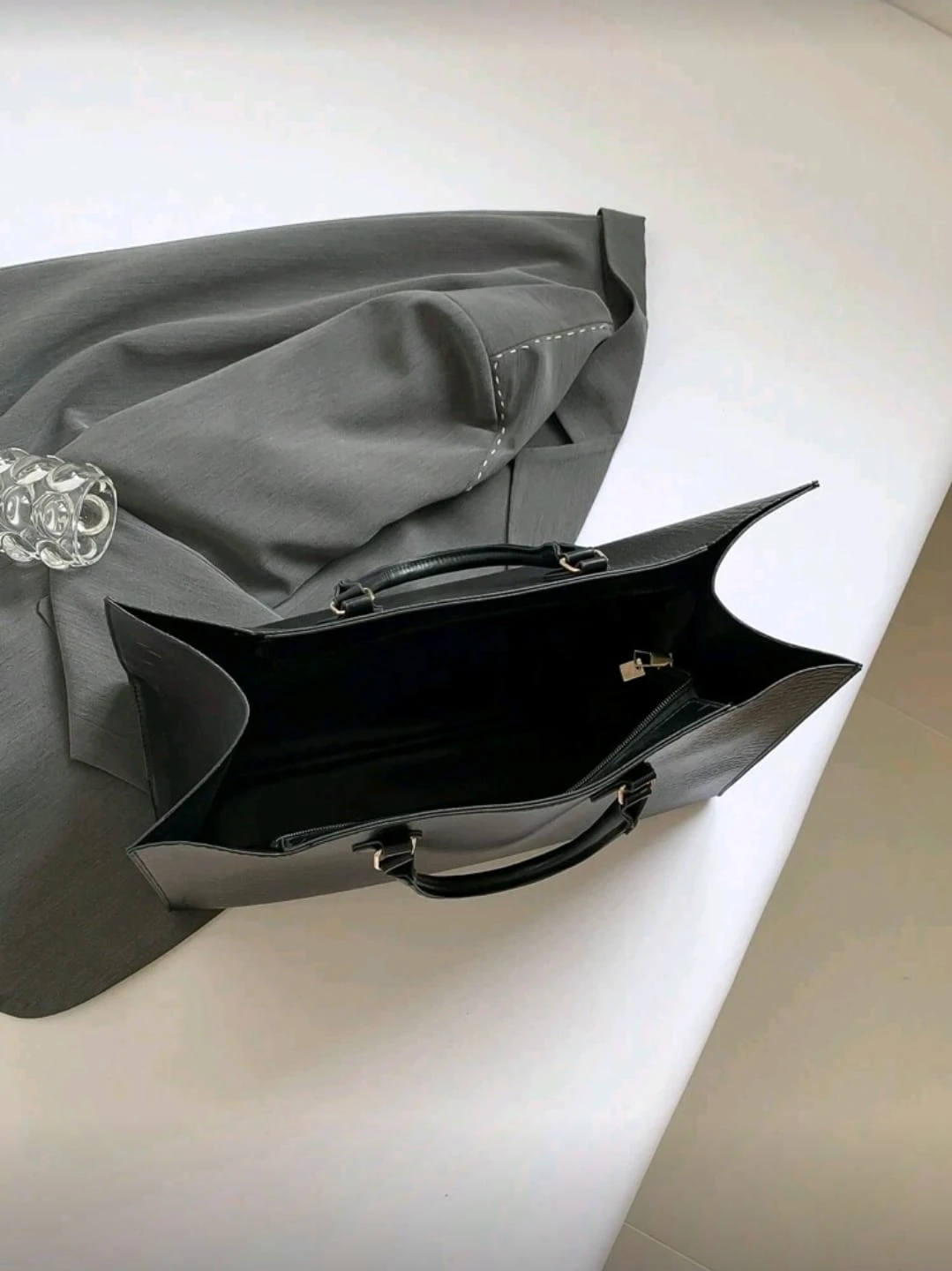 Cartera amplia elegante de dama  2