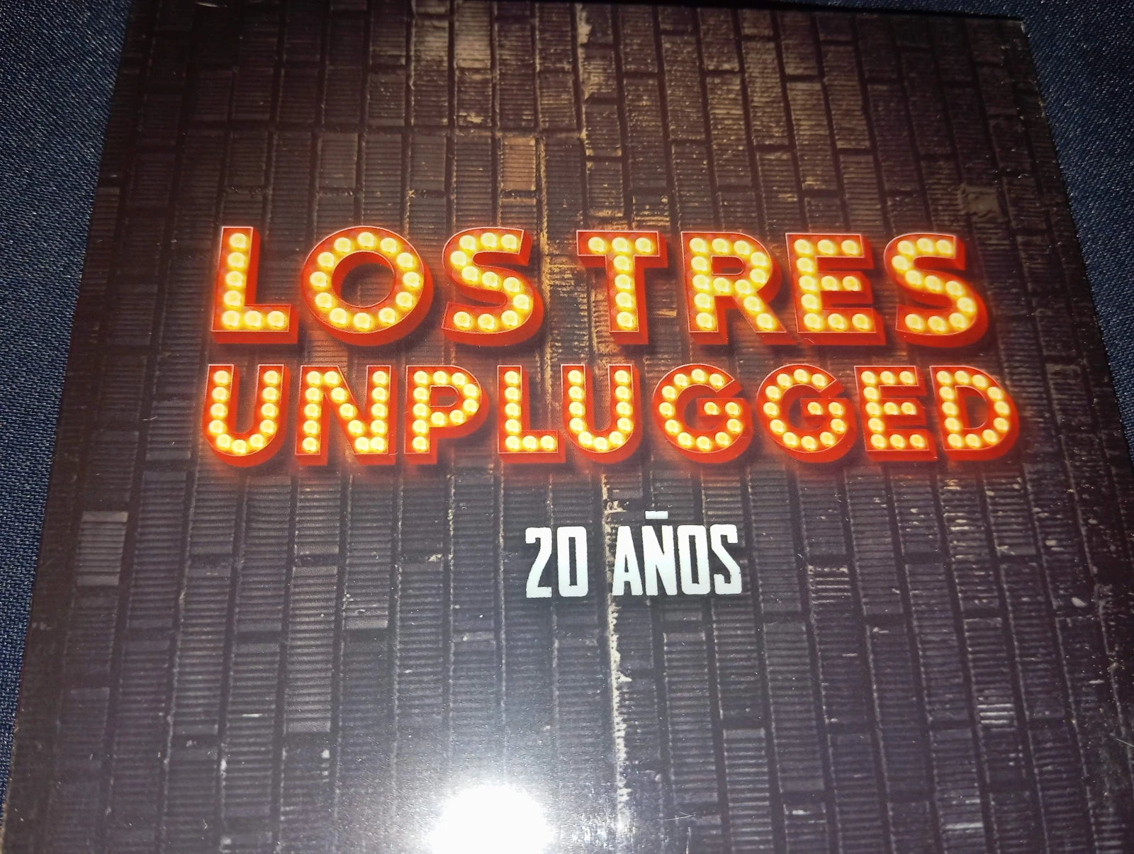 Los Tres - Unplugged (20 AÑOS)(CHILE)