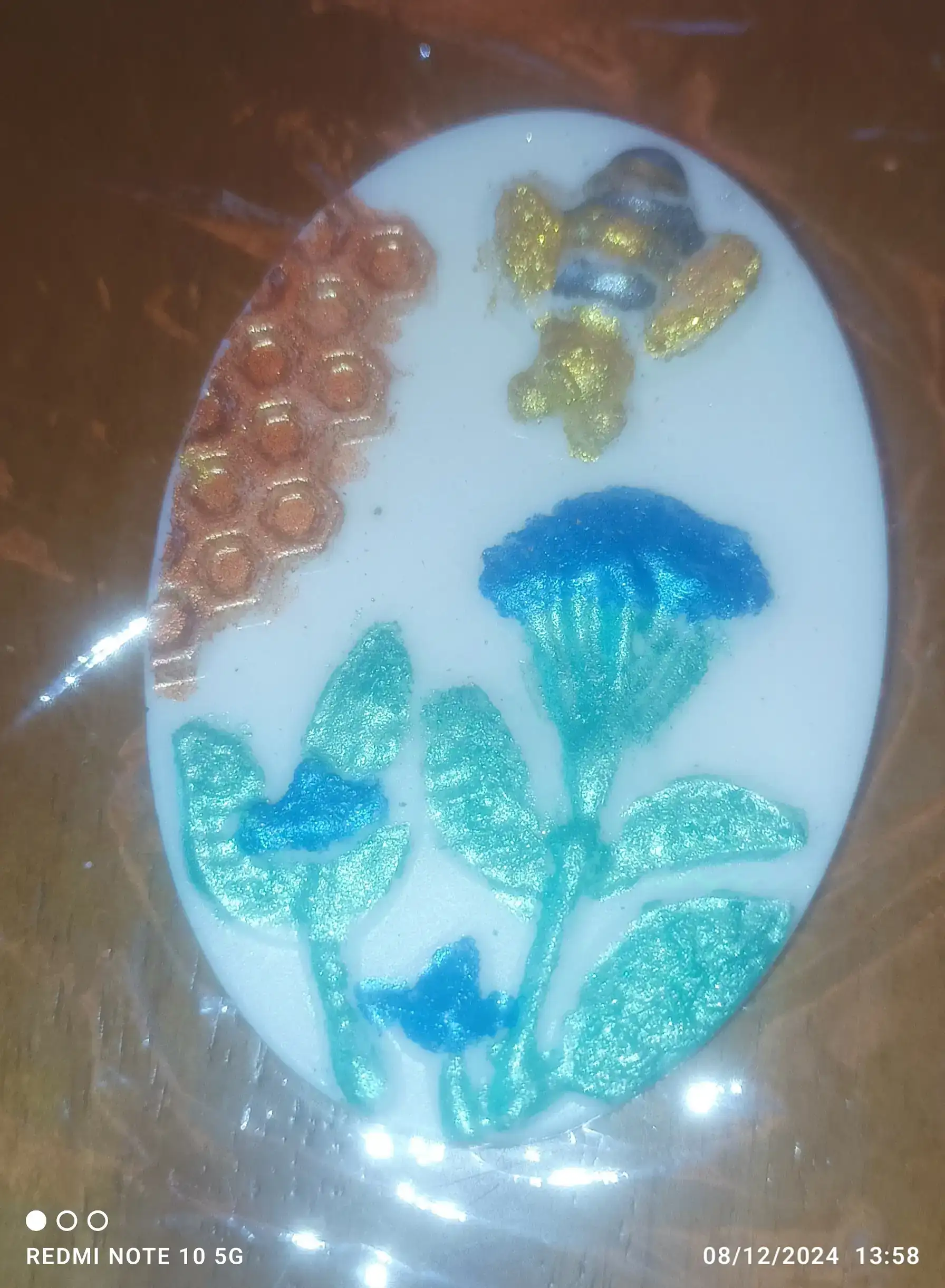 Jabones souveniles  3D ,abejas y flores. 2
