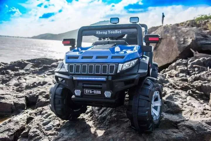 Jeep 4 x 4 Todo Terreno  4