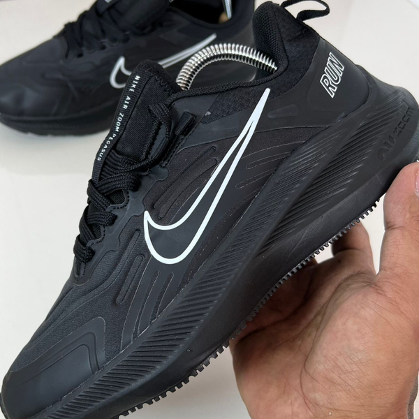 NIKE ZOOM CABALLERO 