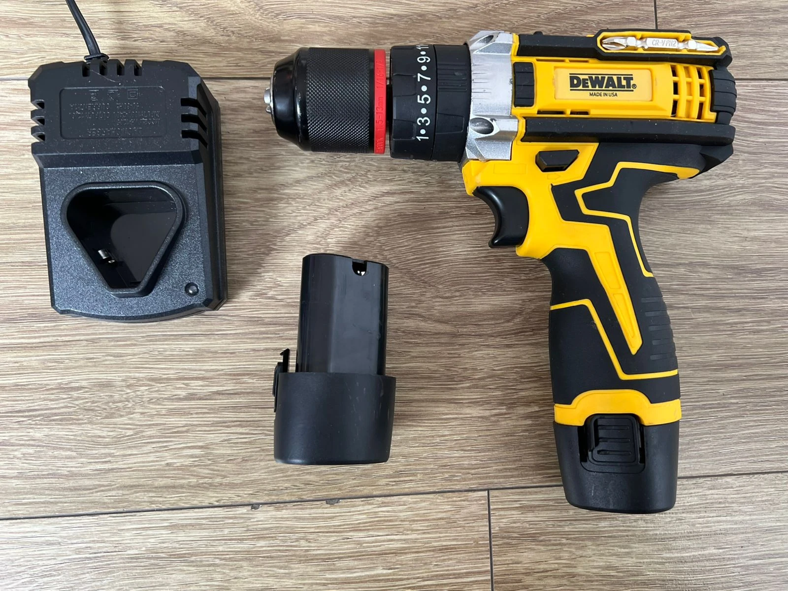 Taladro 18V Dewalt con mandril 12 I 2