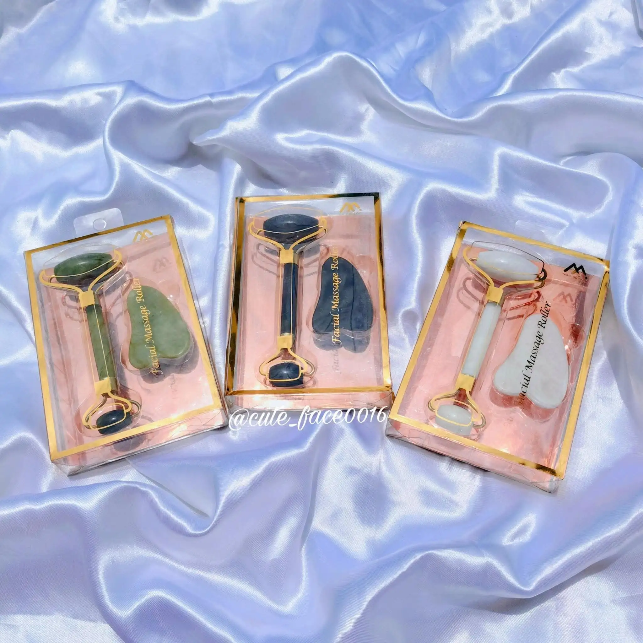 Kit de Rodillo de Jade con Guasha 