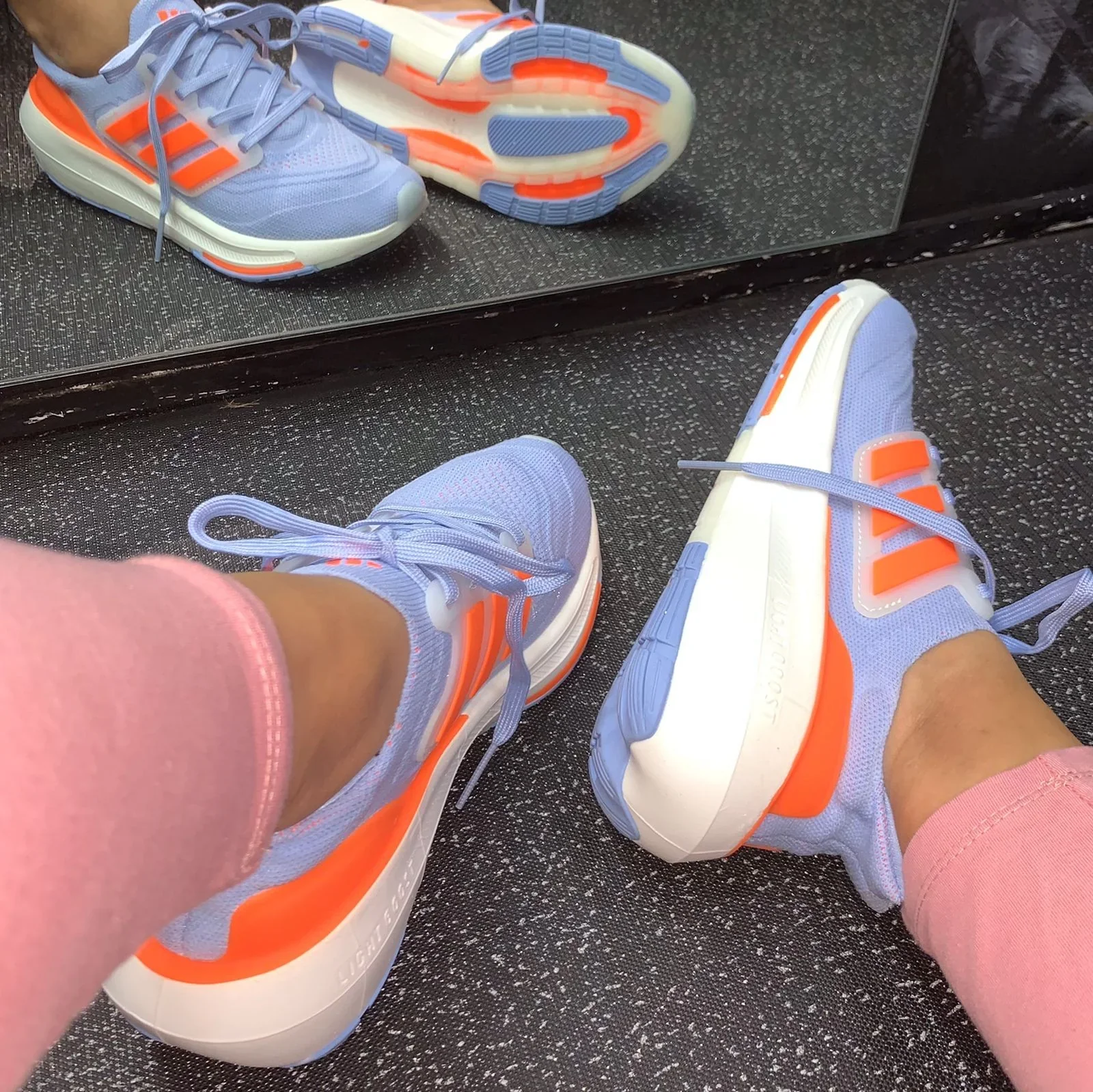 Adidas dama 23
