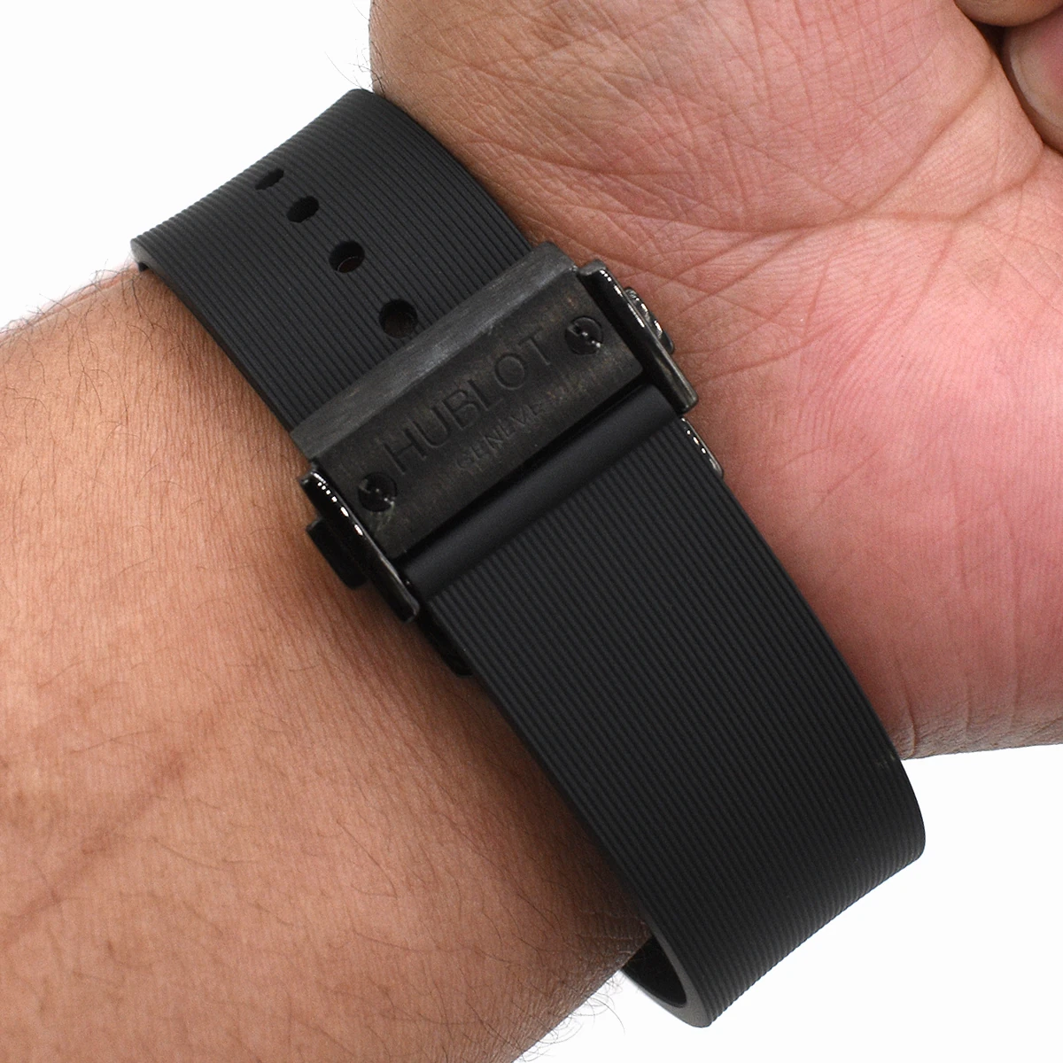 &nbsp; Hublot Classic Fusion All Black 2