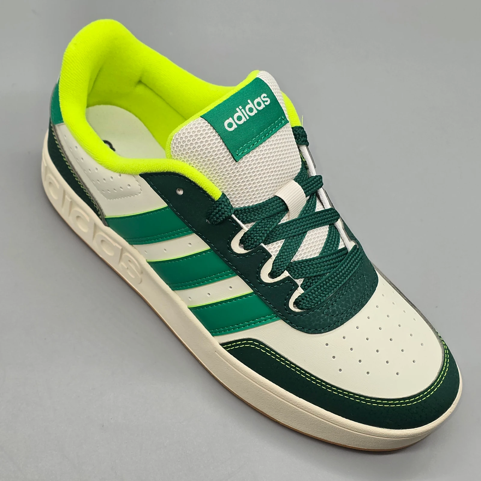 ADIDAS BREAKBASE  7