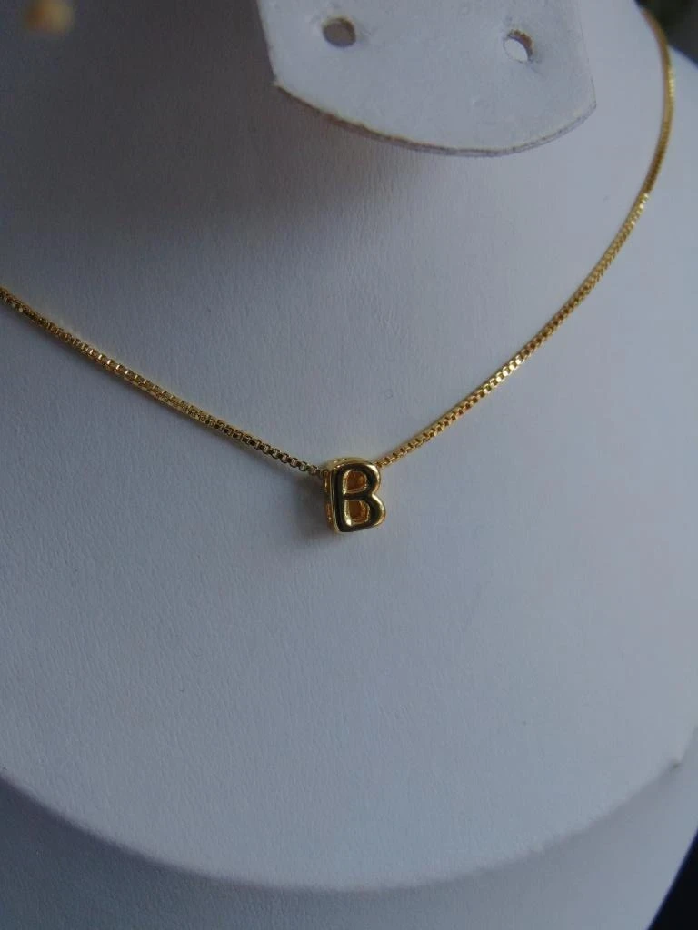 CADENA + DIJE DOR INICIAL MINI GLOBO B 2