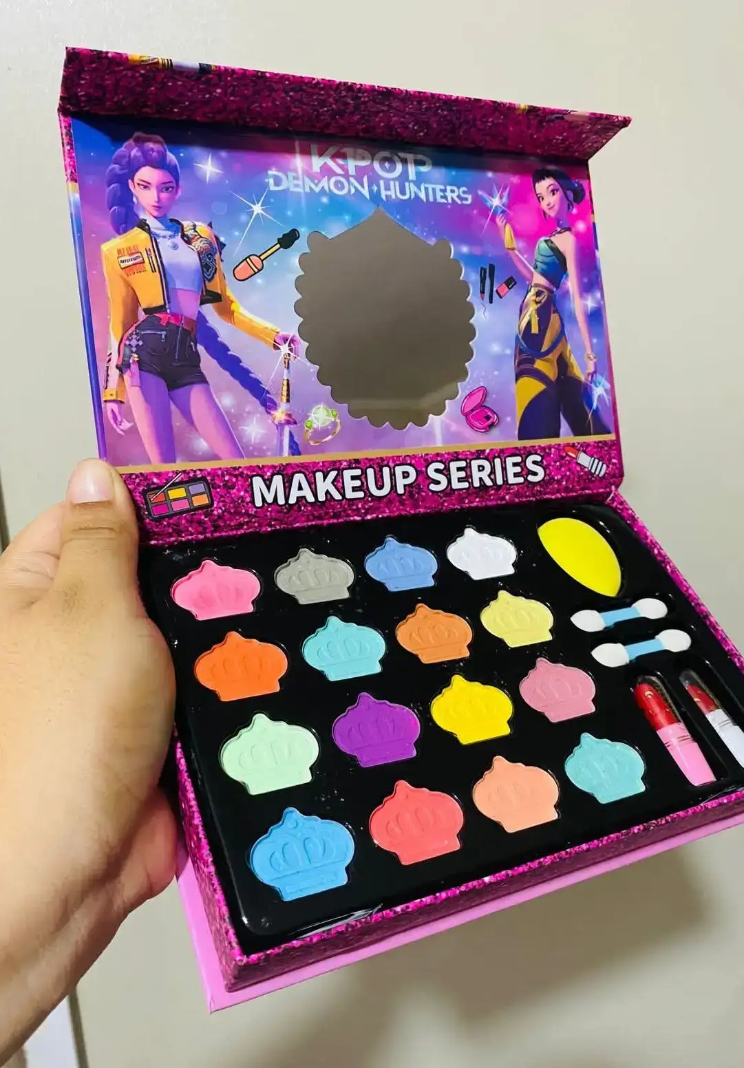 Maquillaje Huntrix 2
