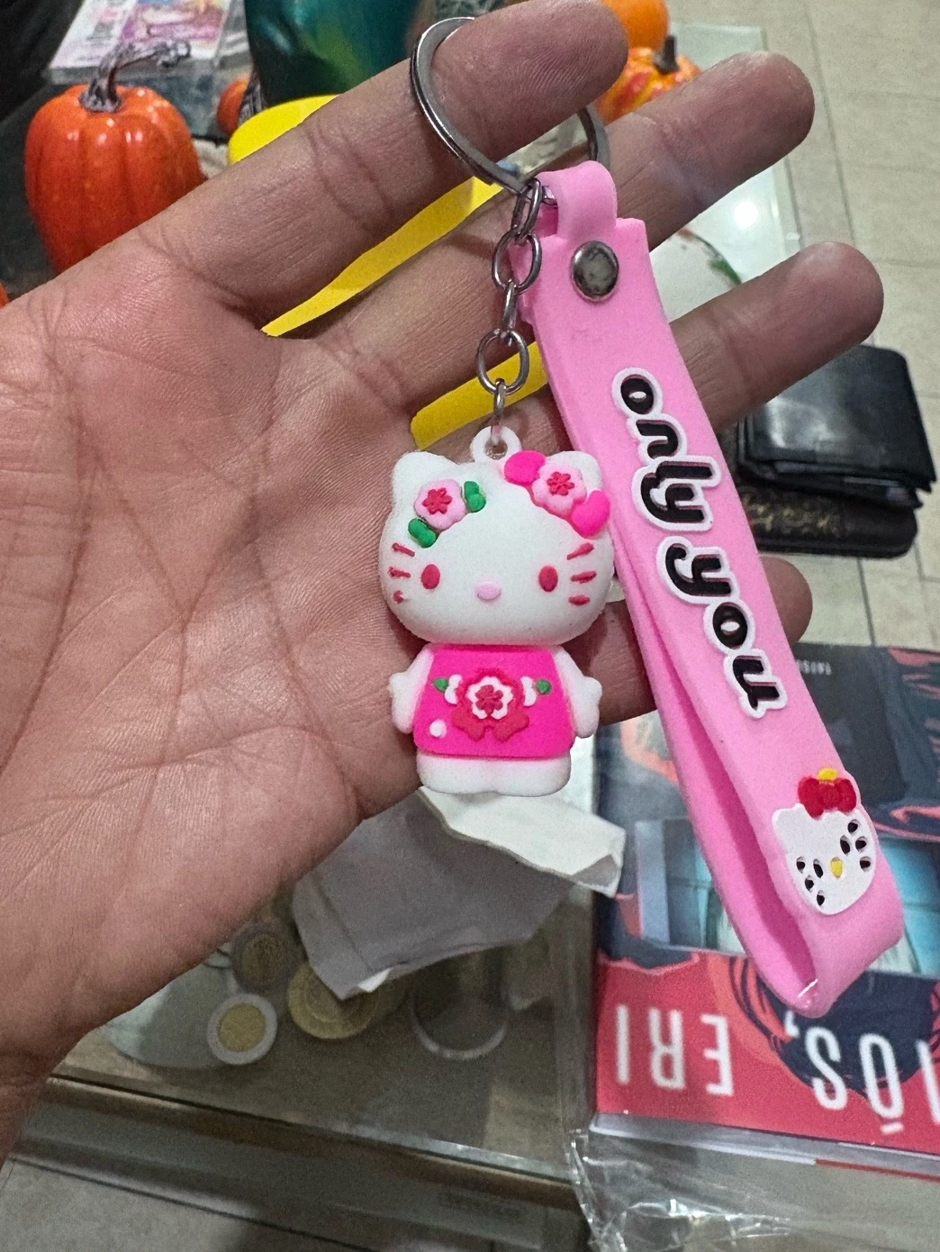 DOCENA DE LLAVERO HELLO KITTY 7