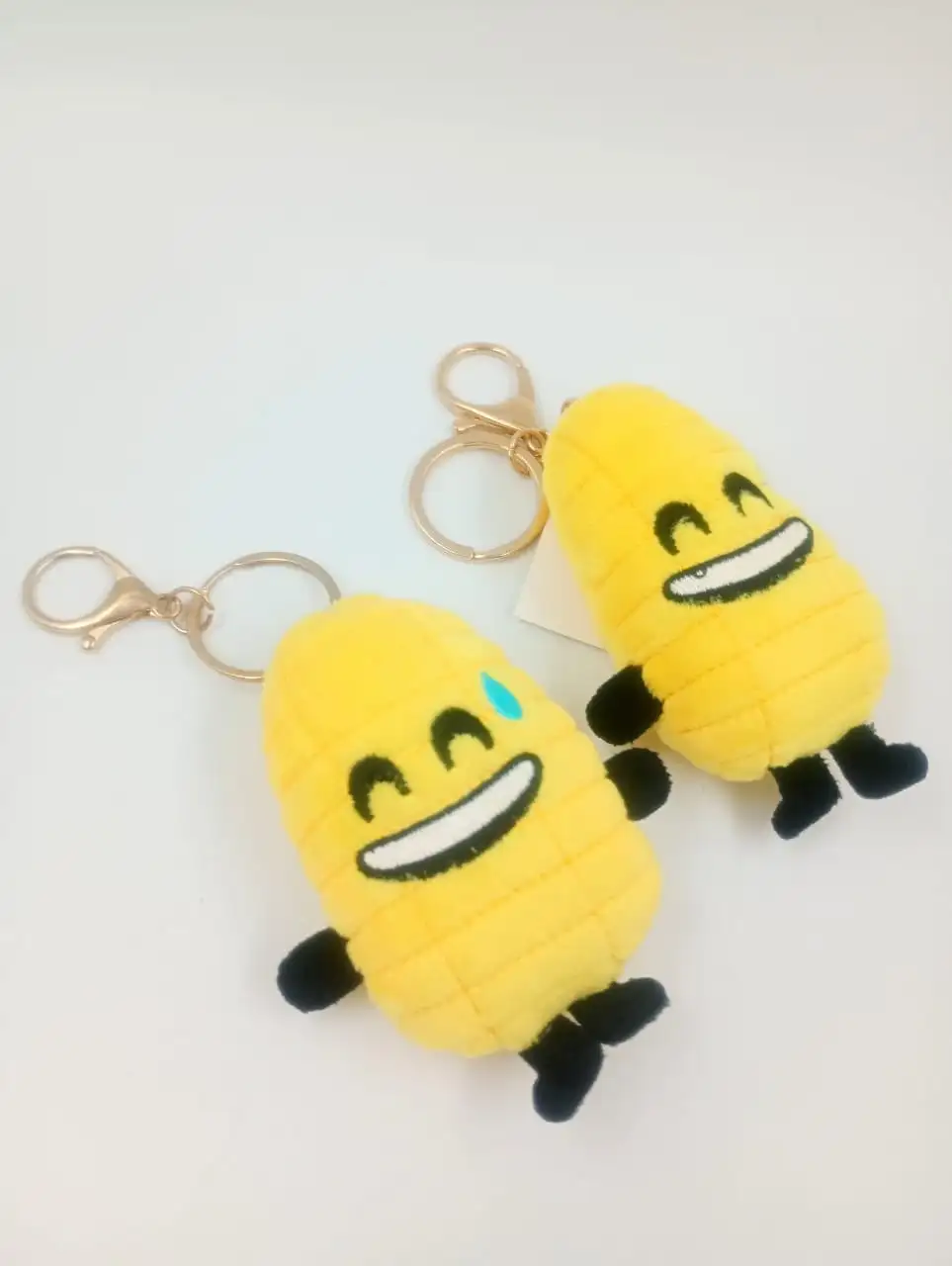 Llavero bananas emoji 3