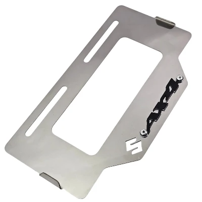  AX 4 / Protector de placa acero cromado logo 3d negro ML