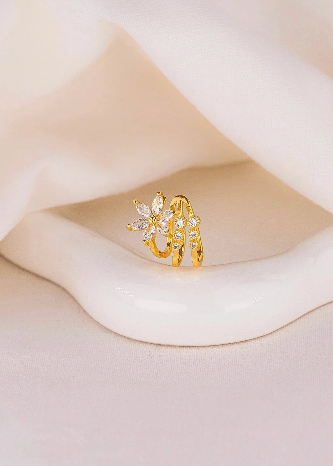 Ear Cuff Gardenia 3