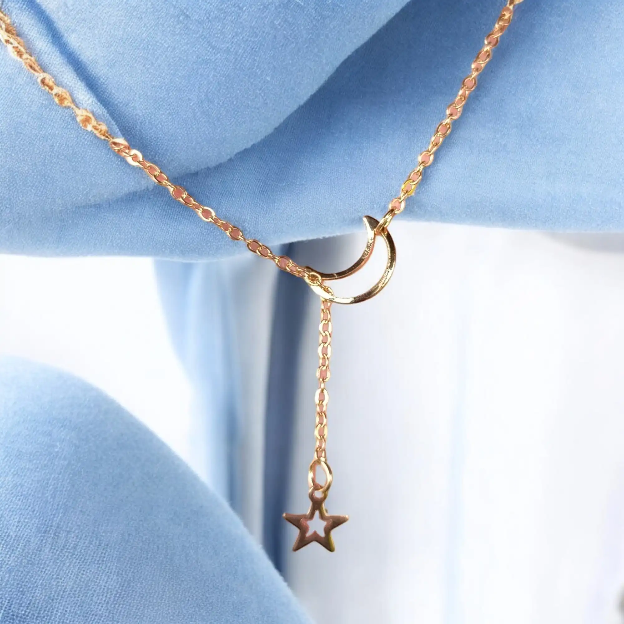 Luna y estrella en forma de Y 3