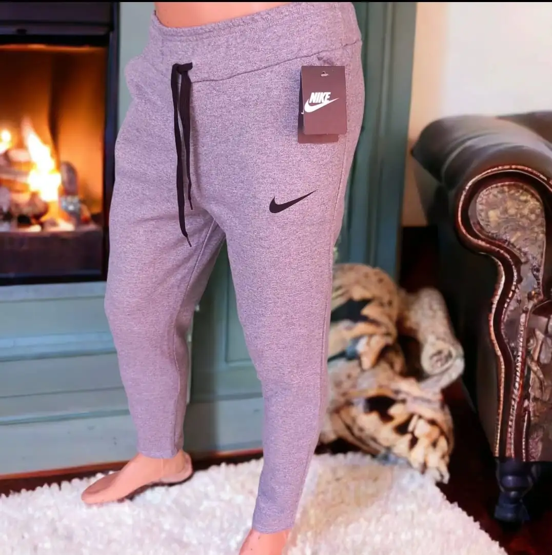 Pantalón Nike Frizado  2