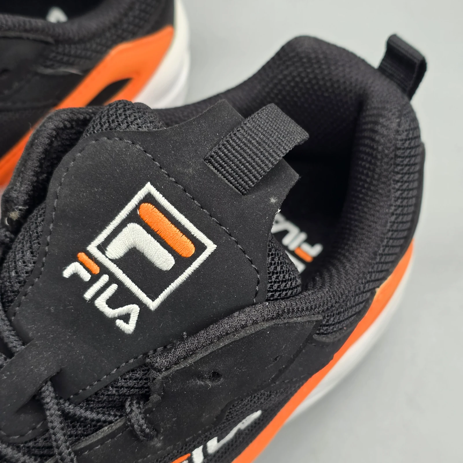 FILA RAY TRACER 5