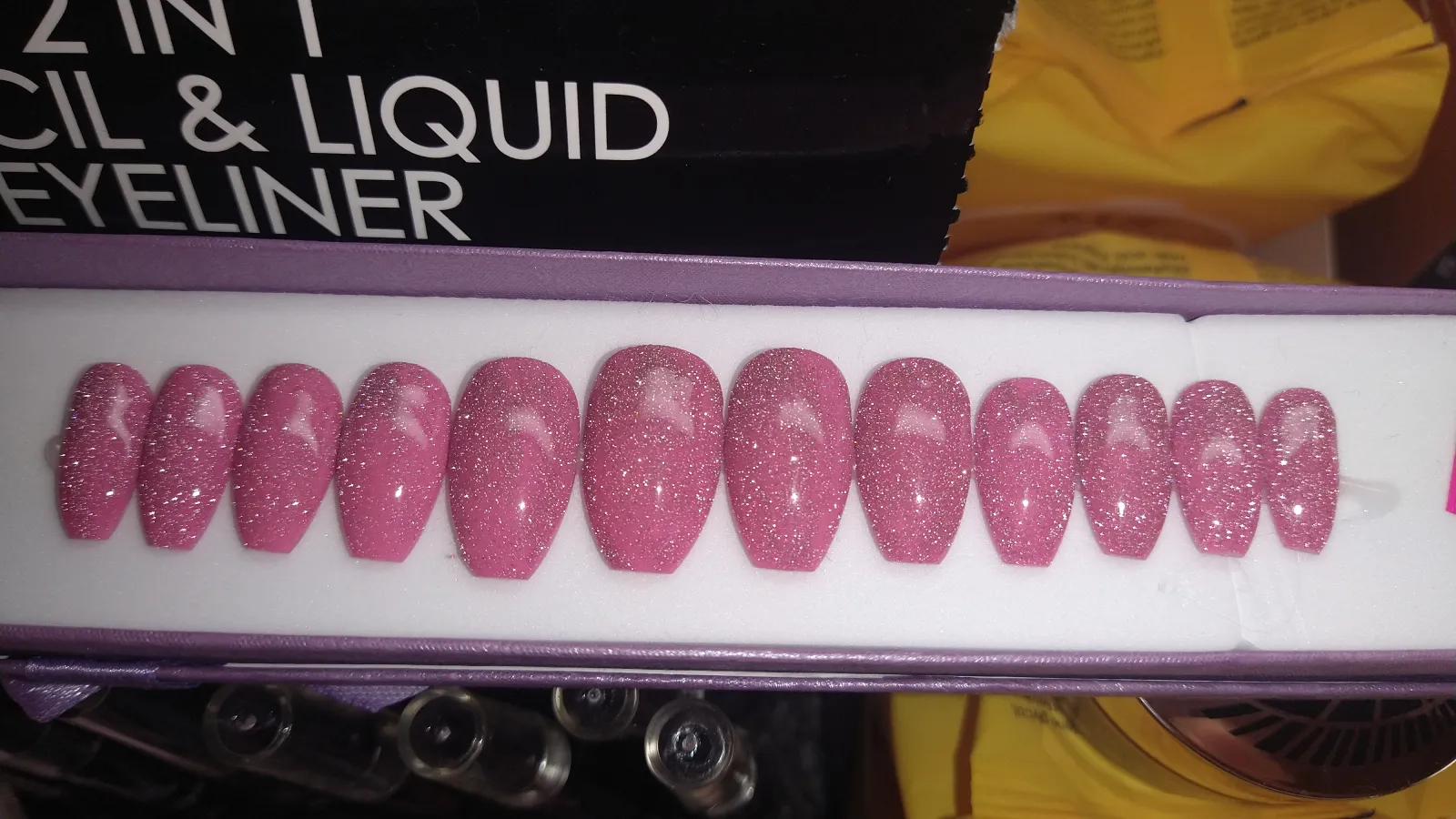 Uñas brillos 