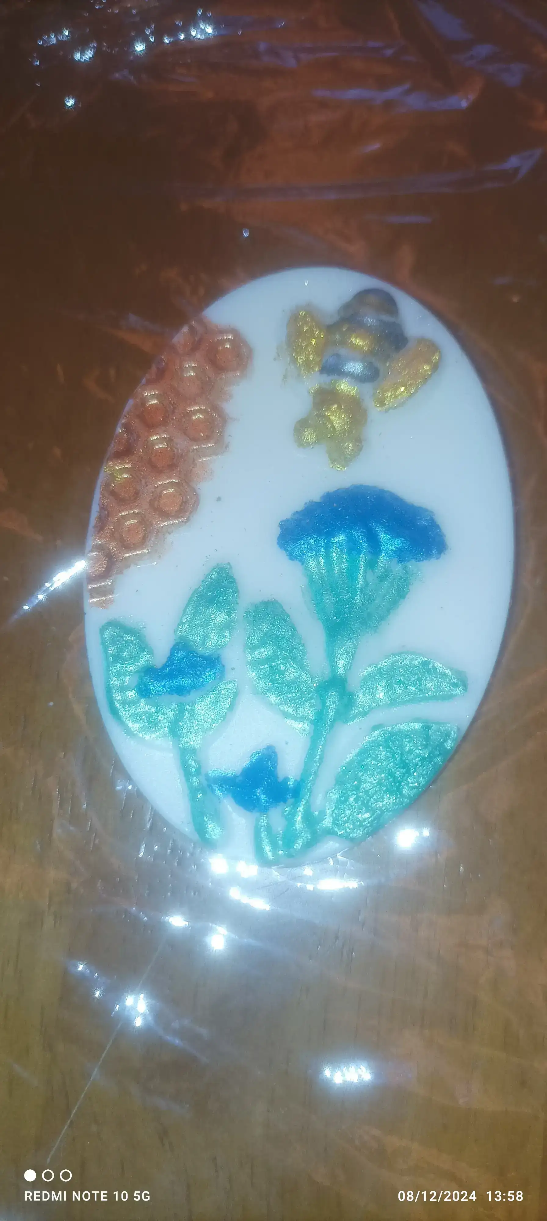 Jabones souveniles  3D ,abejas y flores.