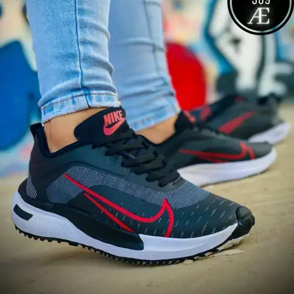 Nike zoomx unix 3