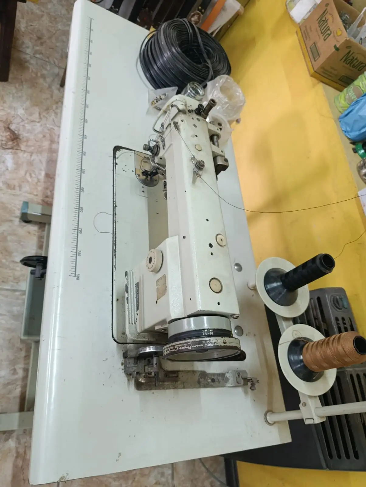 máquina de coser typical triple arrastre,avíos 4