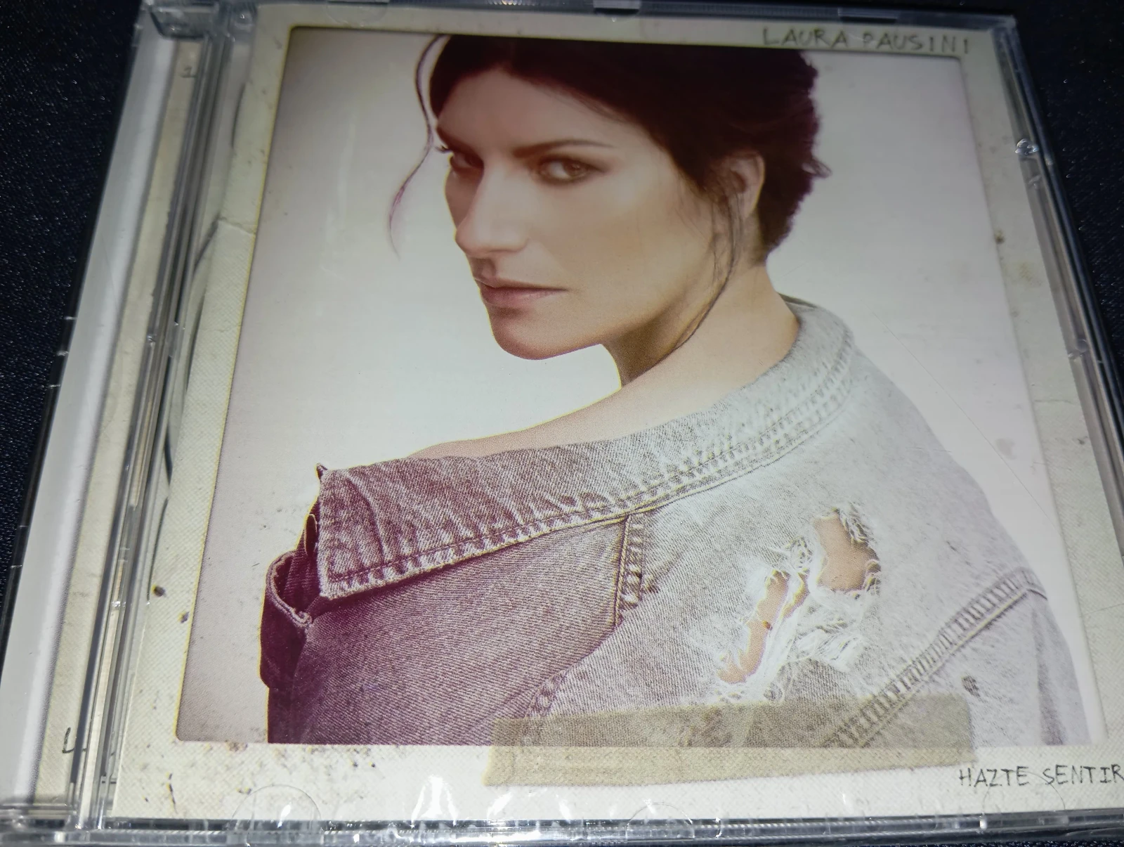 Laura Pausini - Hazte Sentir (ARGENTINA)