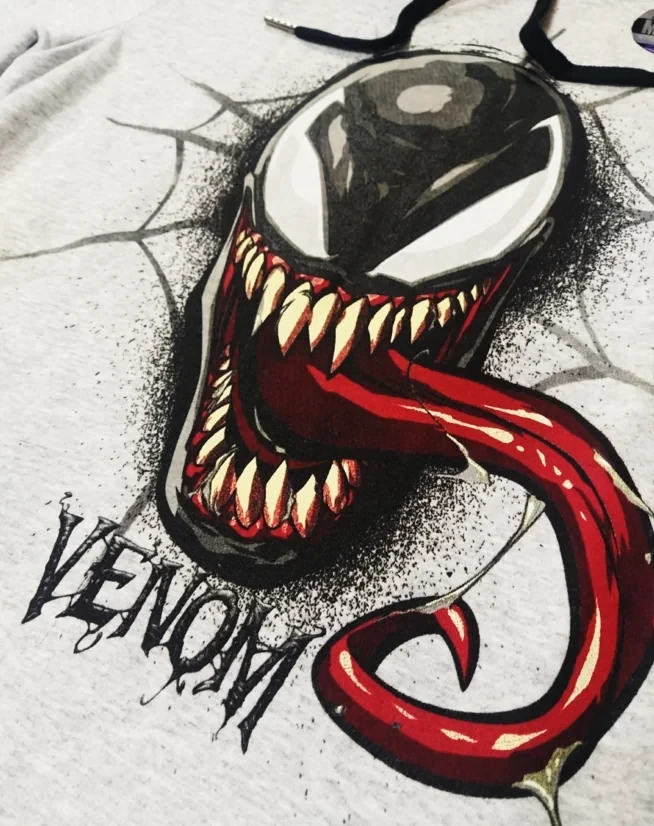 Venom (L) 2