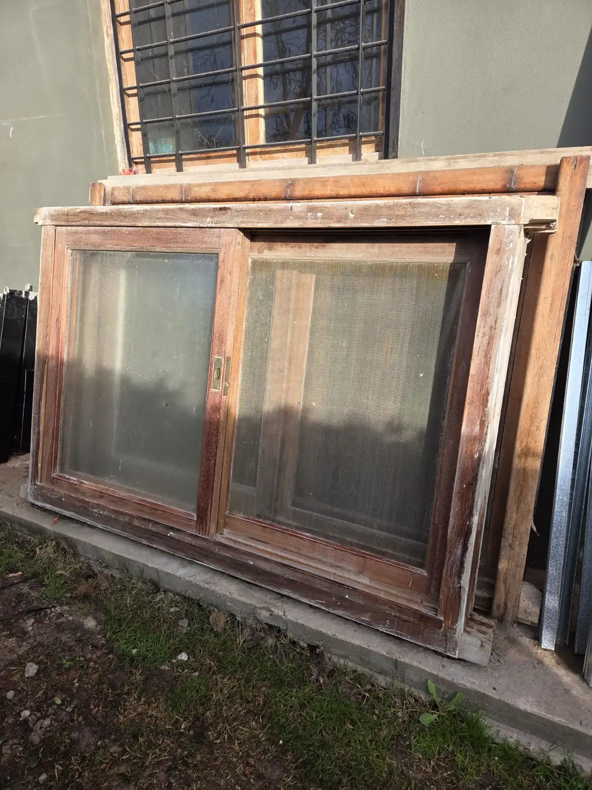 2 Ventanas de cedro con mosquitero 1,70x1,17 1,75x1,25 3