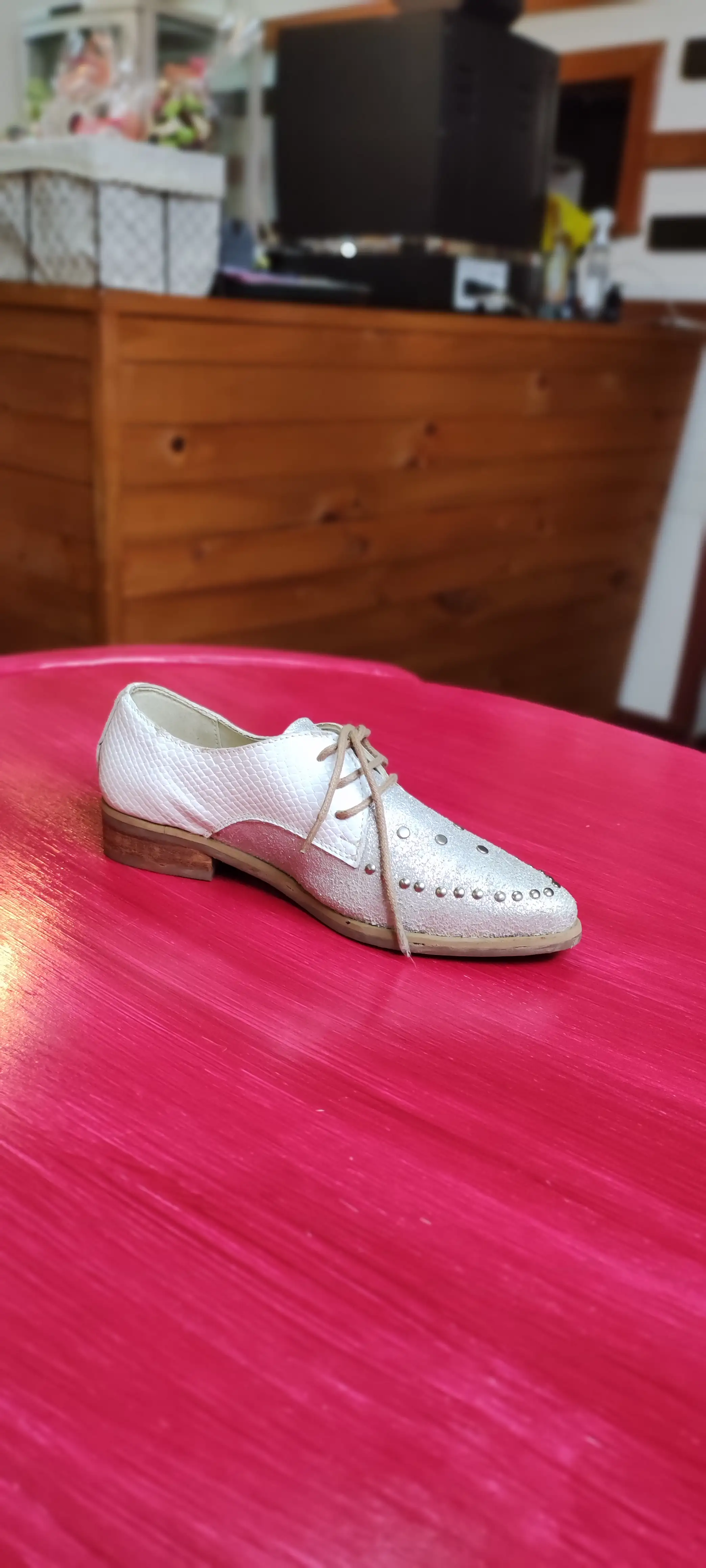 Mocasin plateado punta