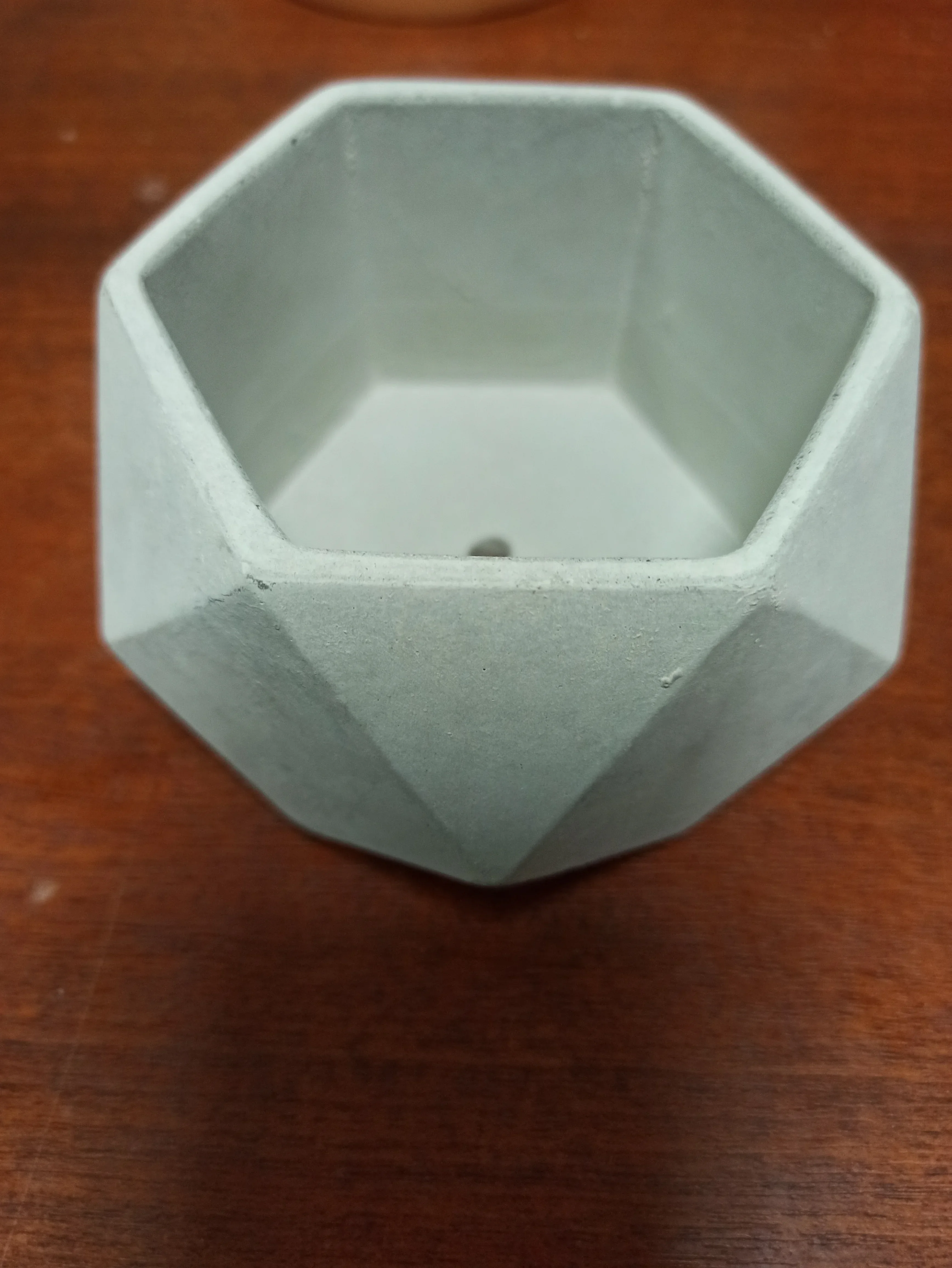 Maceta mediana geométrica diamante g 2