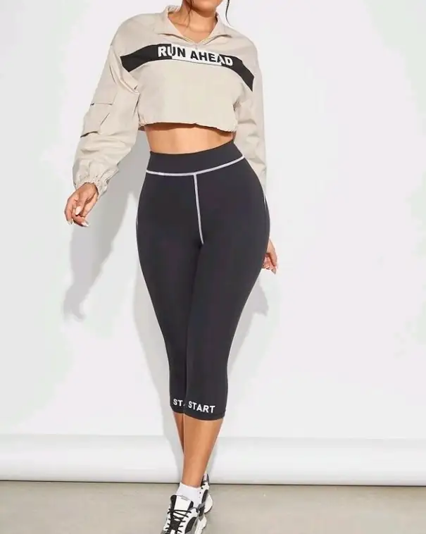 Casadora deportiva con letras  4