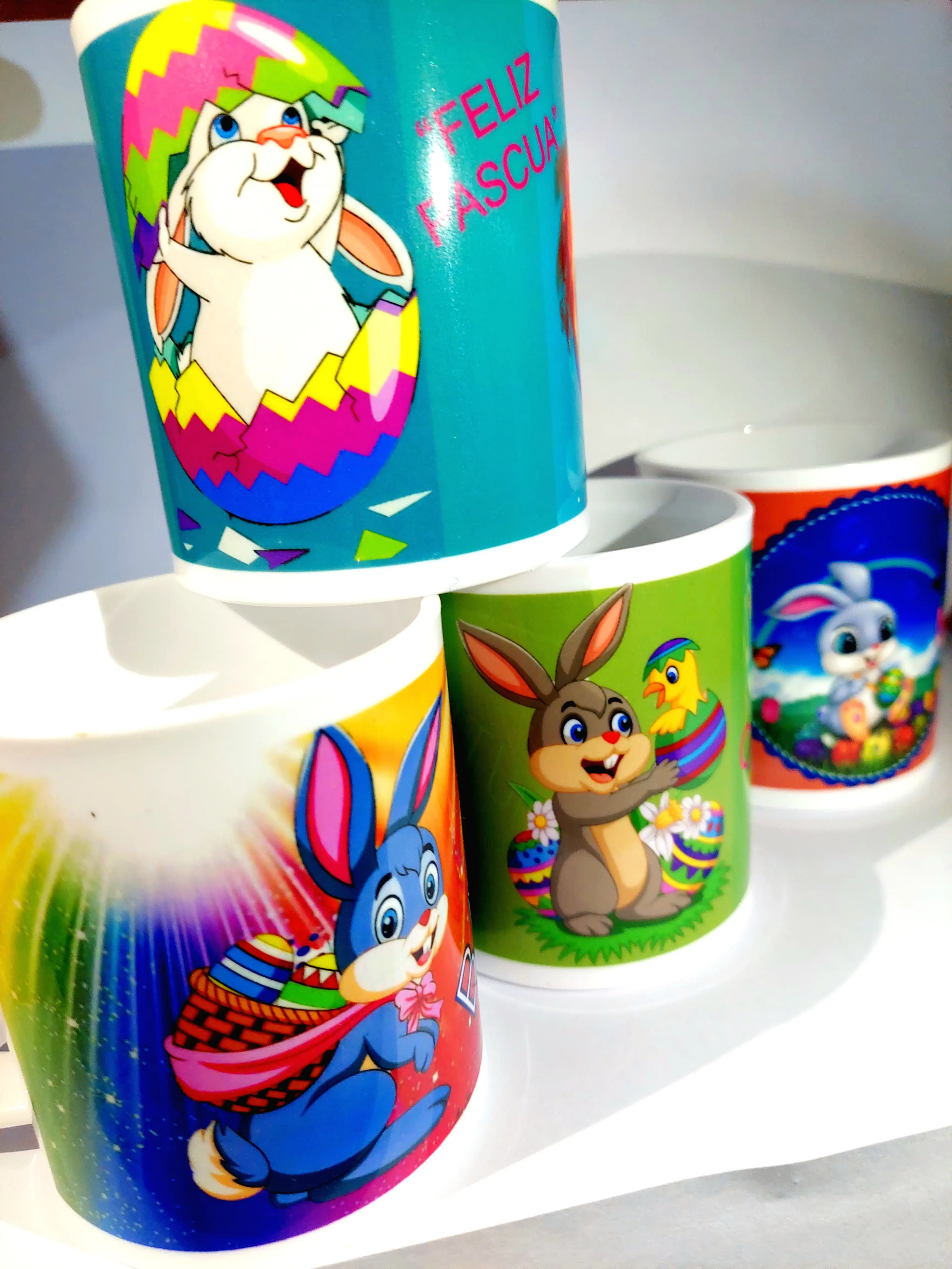 TAZAS PLÁSTICAS (Resistente al Microondas) 2