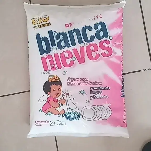 Jabón en polvo Blanca nieves de 2 kg 