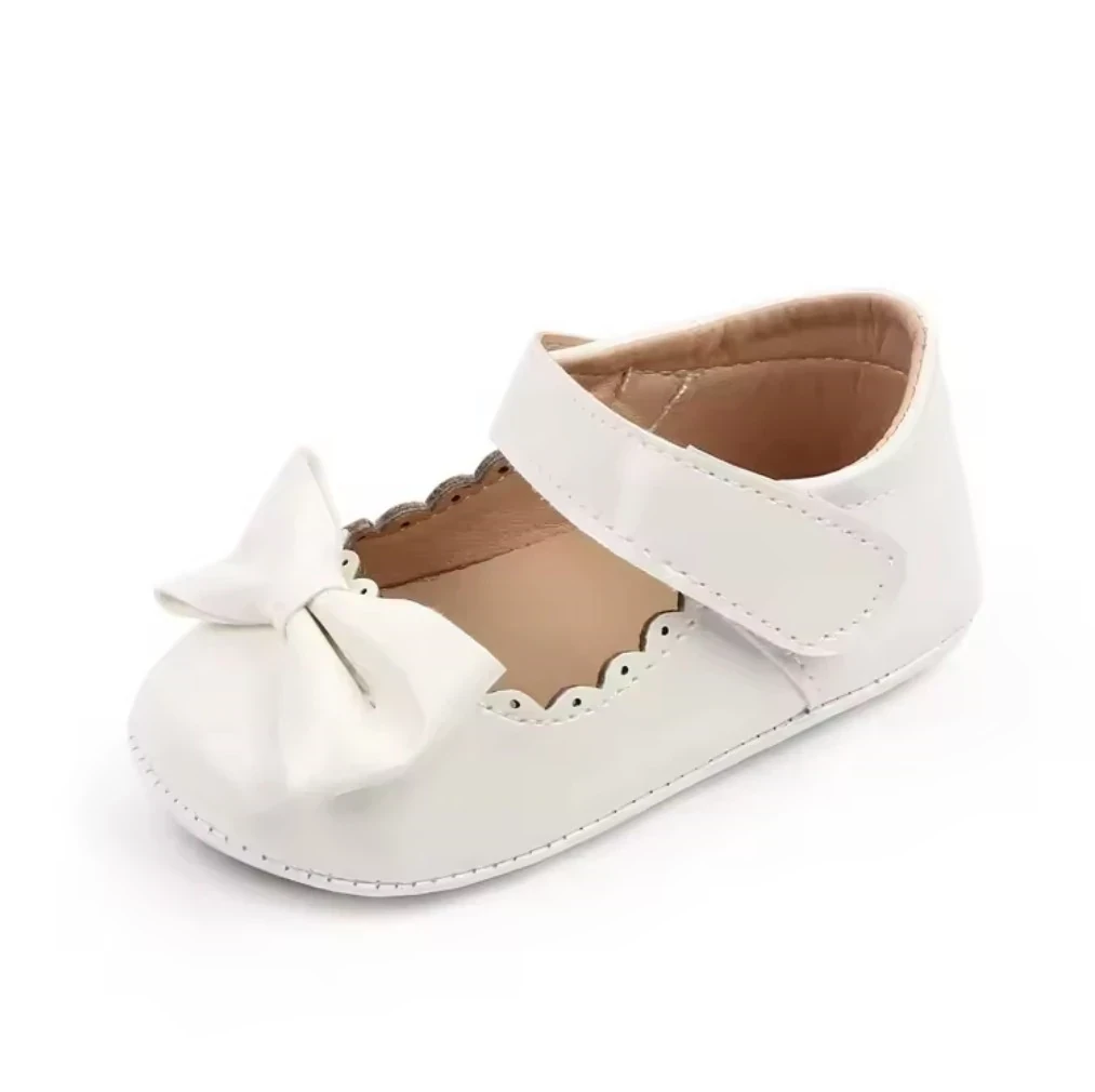 ZAPATITOS BLANCOS LAZOS 4