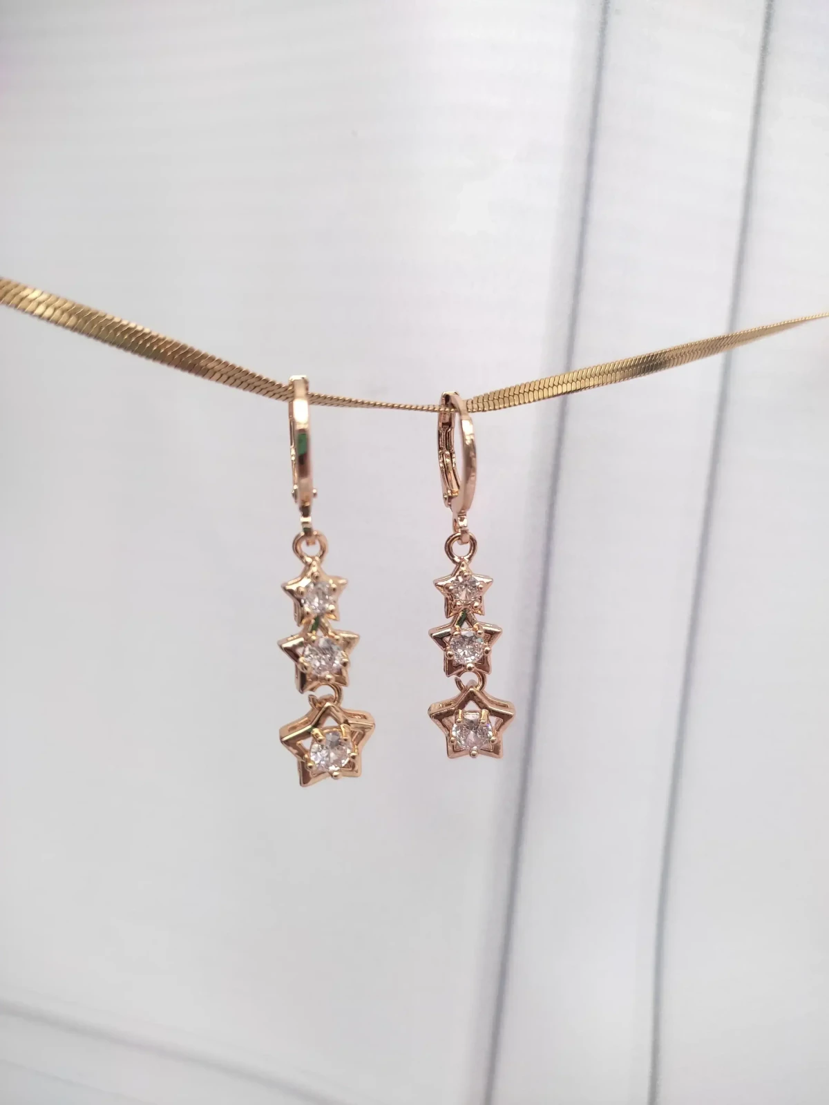 ARETES ESTRELLA LUMINOSA 3