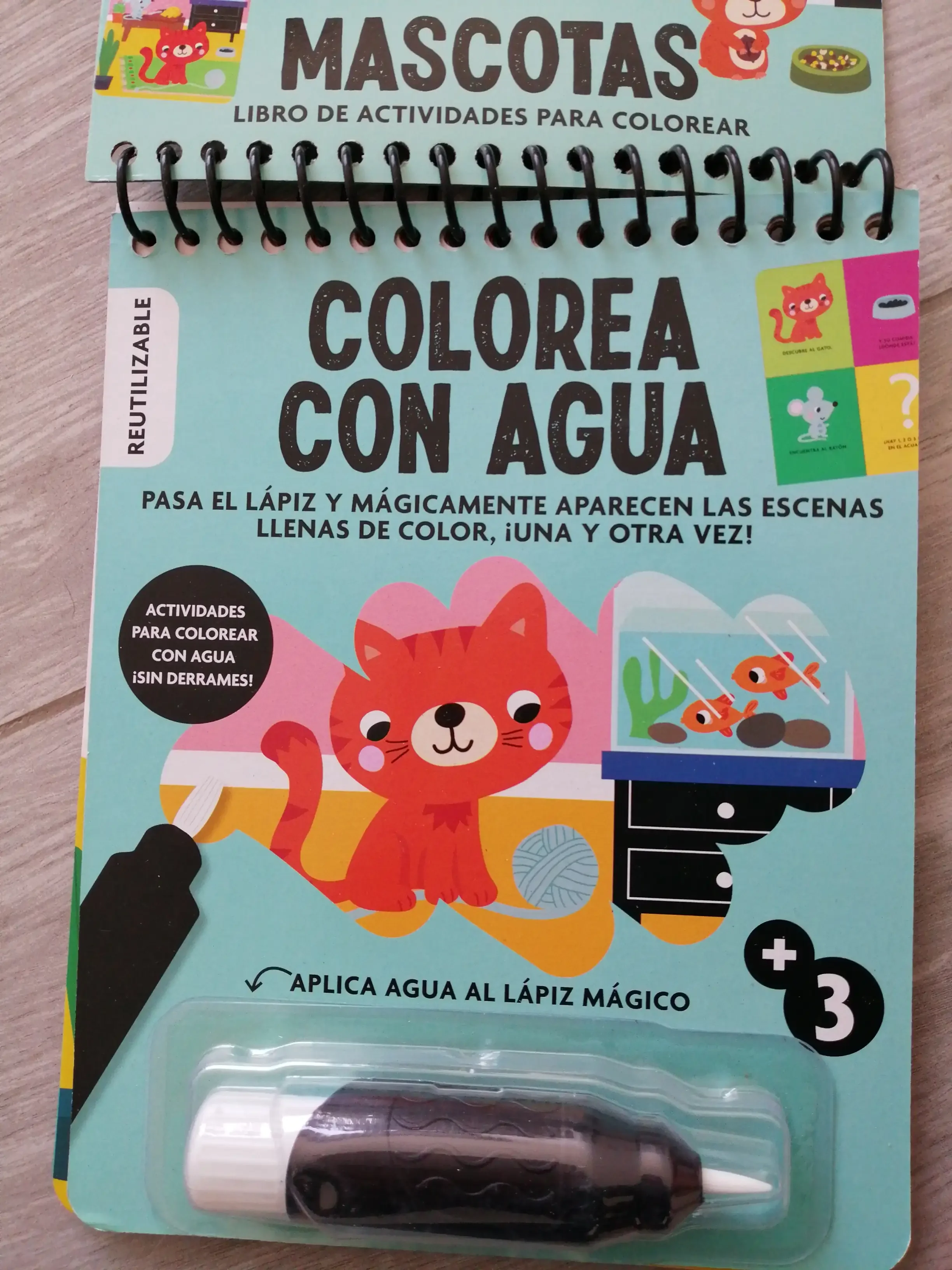 Libro magico colorea con agua