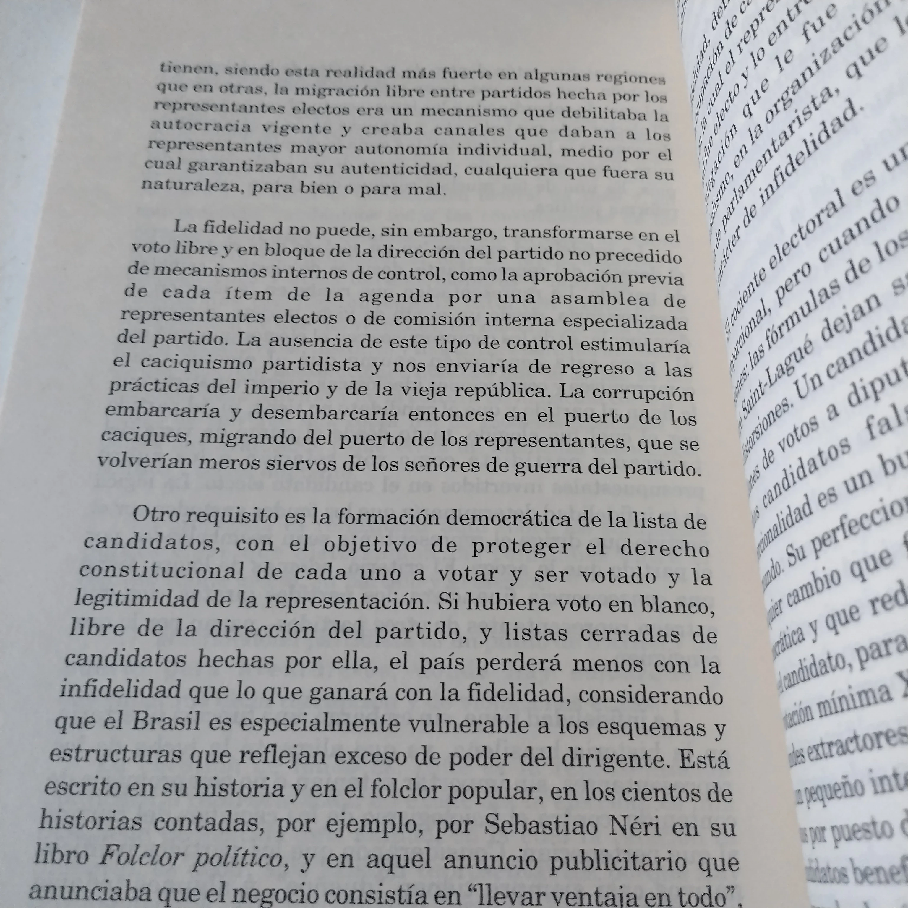 La historia de Lula, de obrero a presidente, Brito Alves, usado 3
