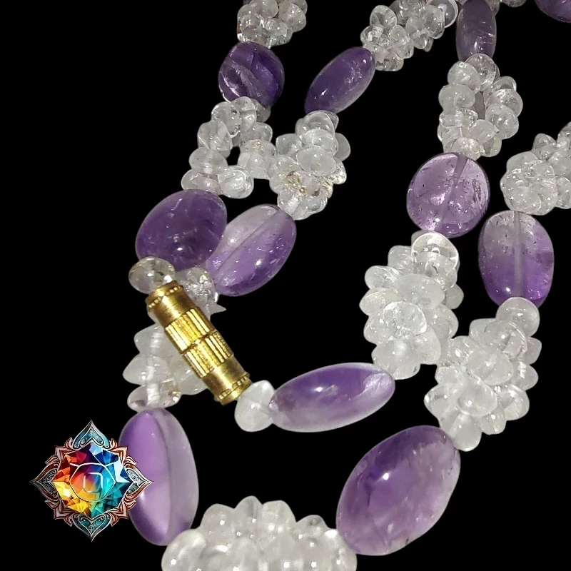Atractivo colllar genuino de amatistas y cuarzo cristal 4