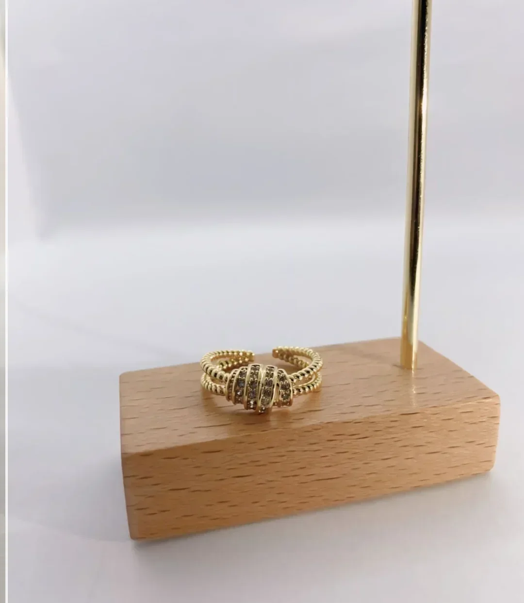 Anillo nudo piedras 