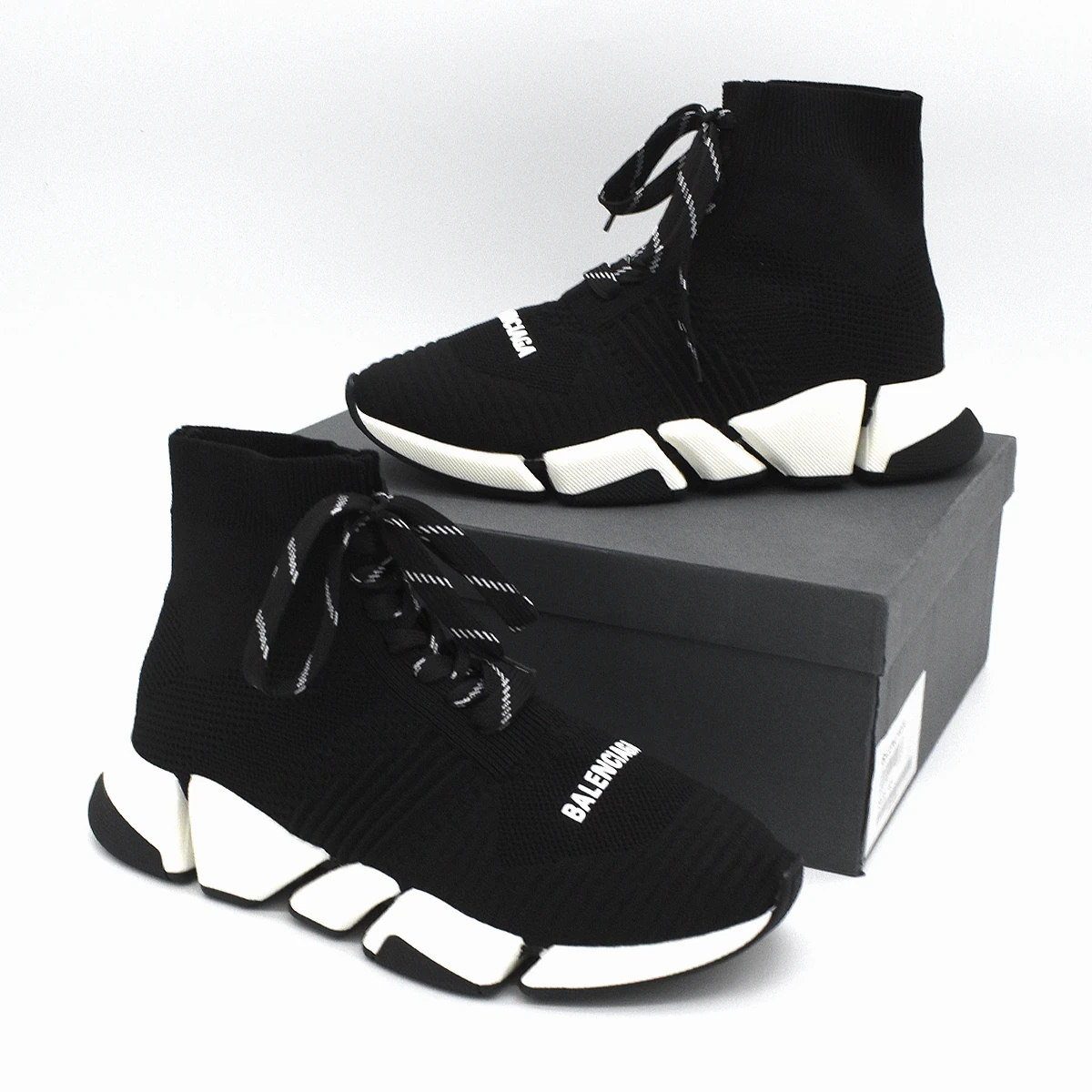 Balenciaga Speed 2.0 Lace Up Negro suela Blanco