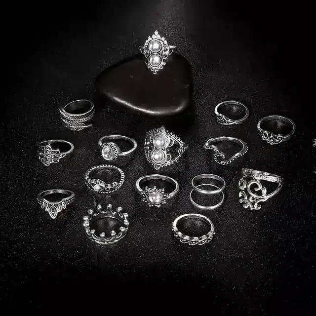 SET DE 16 ANILLOS EN PLATA QUEMADA 2