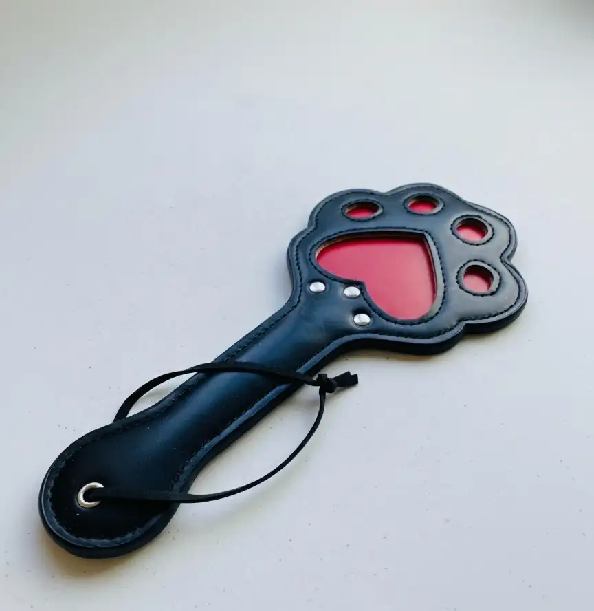 Paw Flogger