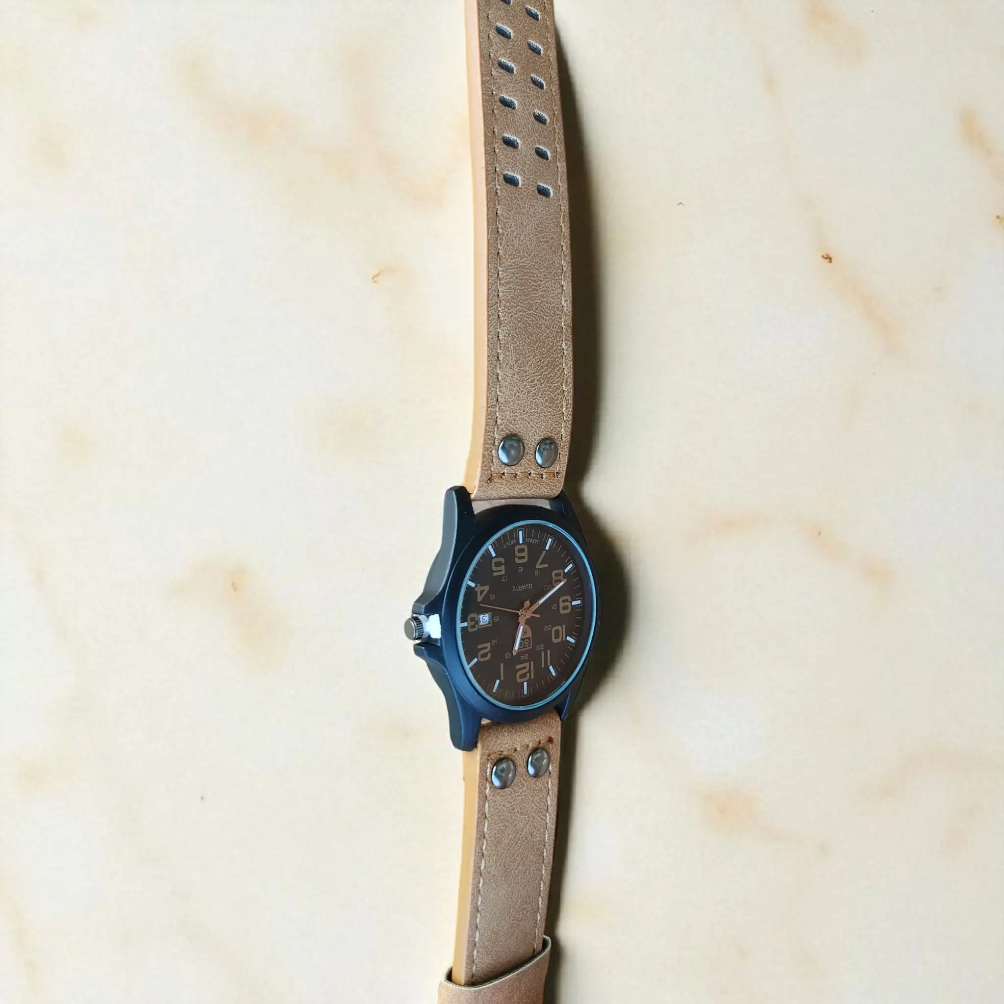 Reloj Masculino Estilo Clásico Color Beige 3