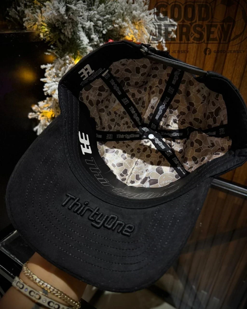 31 Hats Murakami Black 3