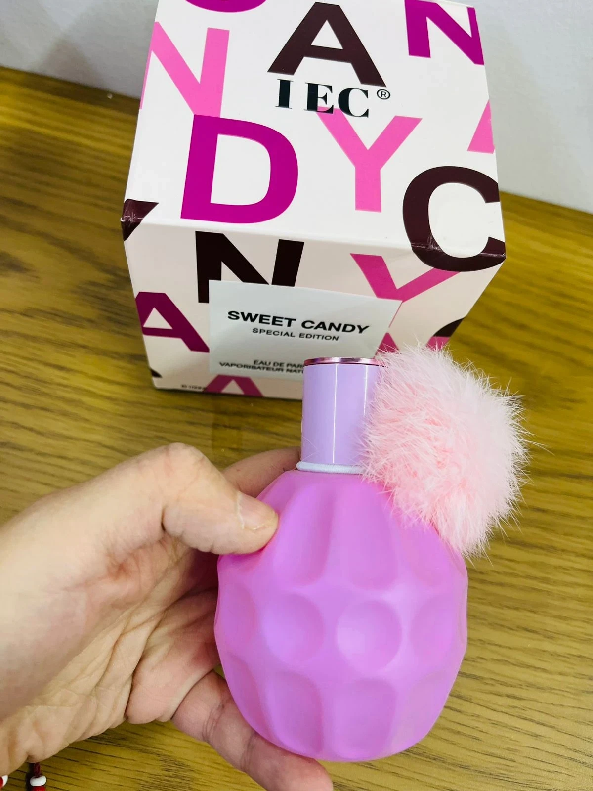 Perfume sweet like candy