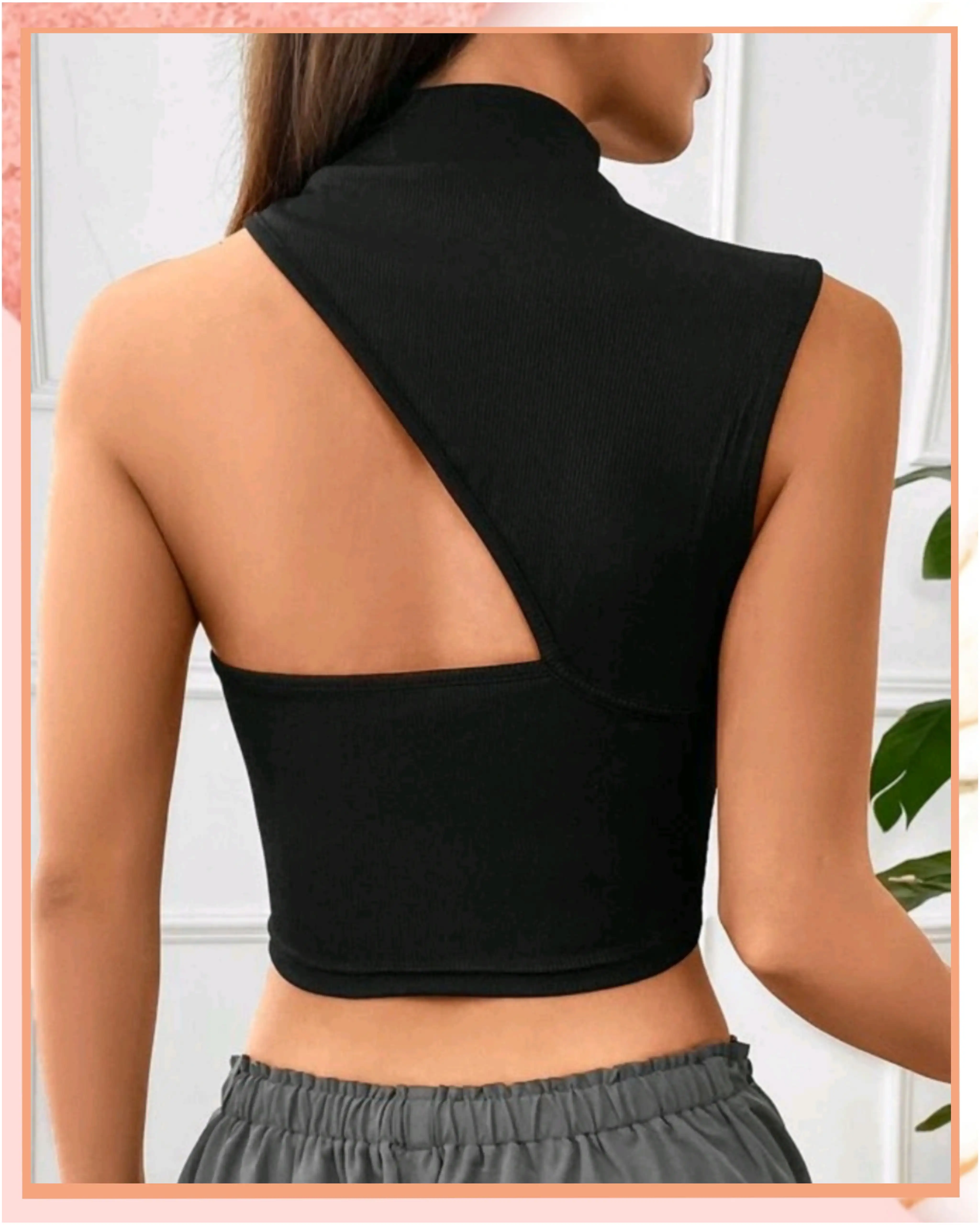 M - Croptop cuello alto, un hombro. 2