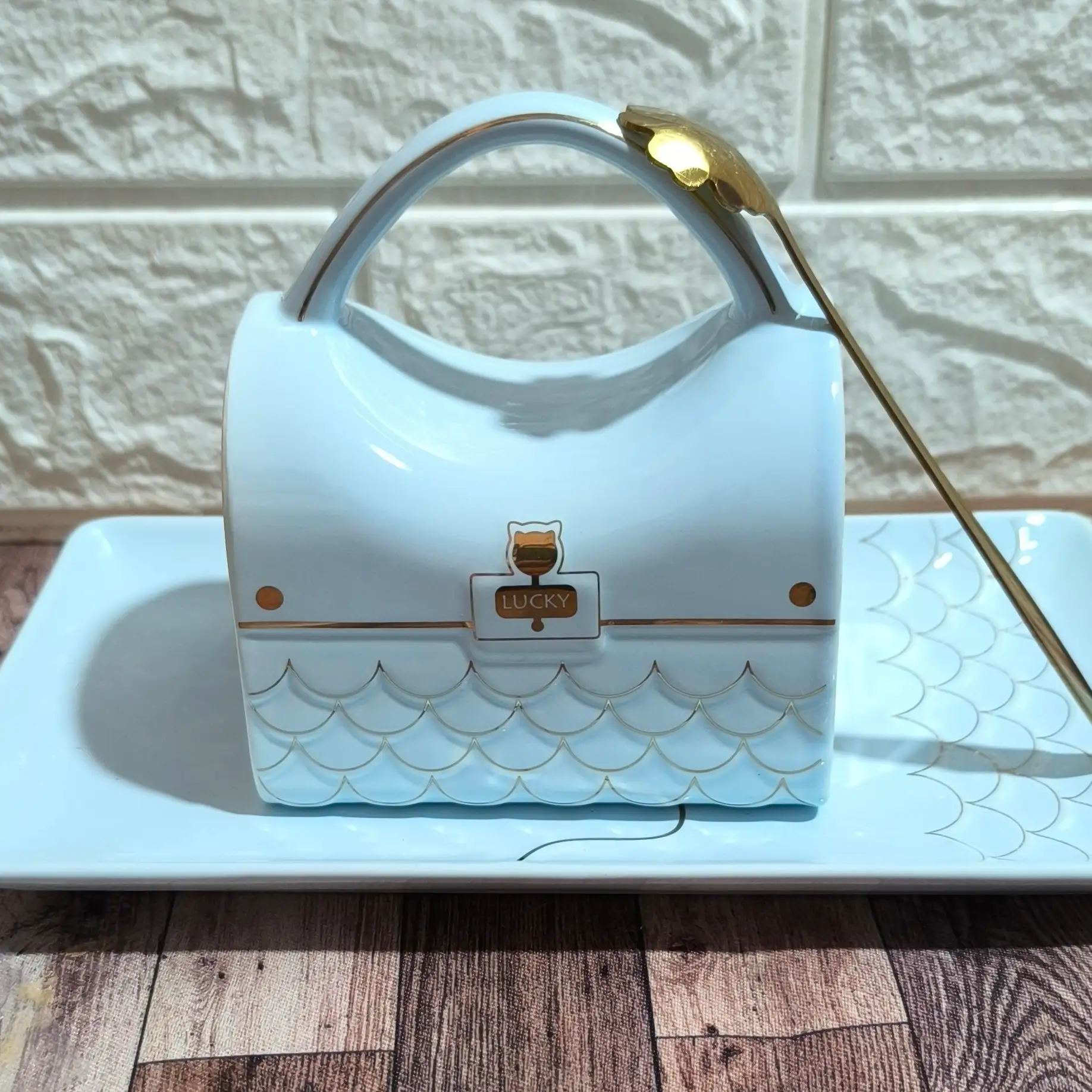 "Outlet" Taza cartera  2